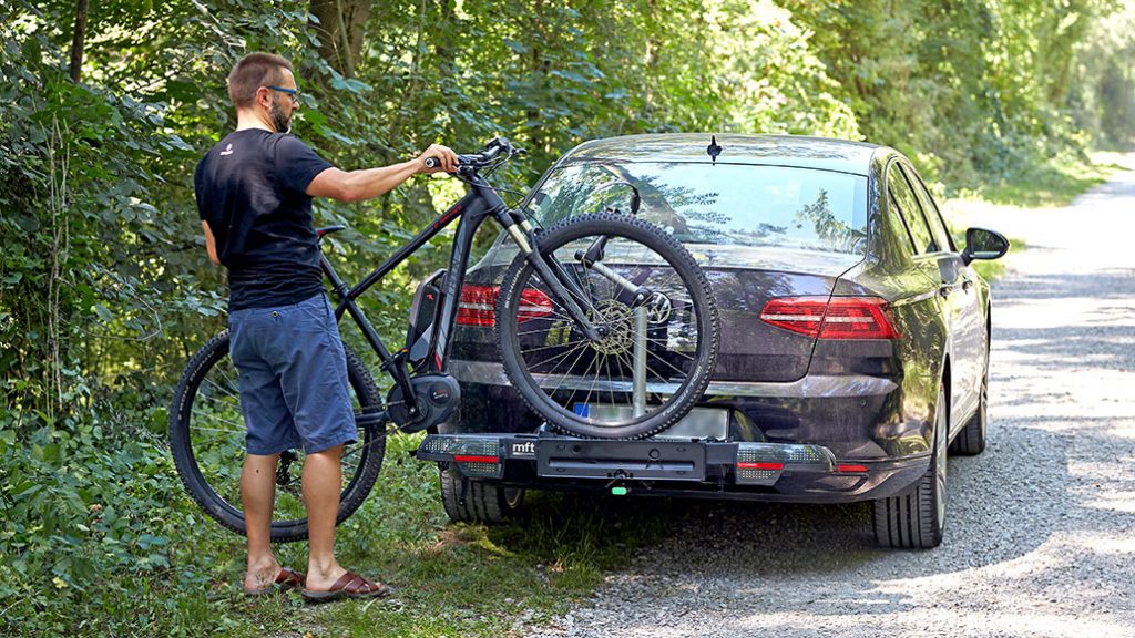 FahrradHeckträger im Test 6 FaltHeckträger fürs Auto